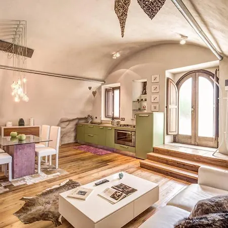 Loft Di Design Esclusivo Апартаменты *